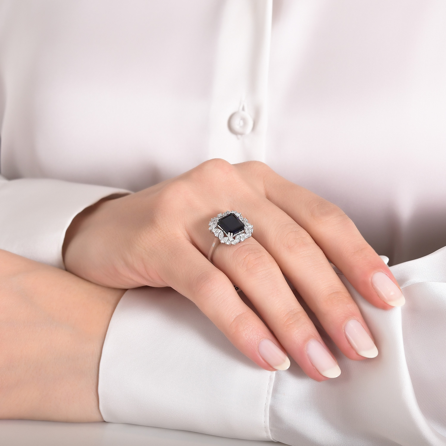 3.53 Karat Pırlanta Safir Yüzük