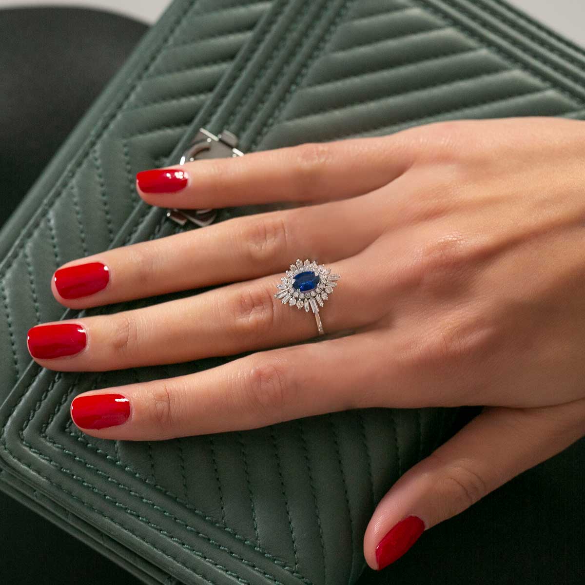 1.79 Karat Pırlanta Safir Yüzük