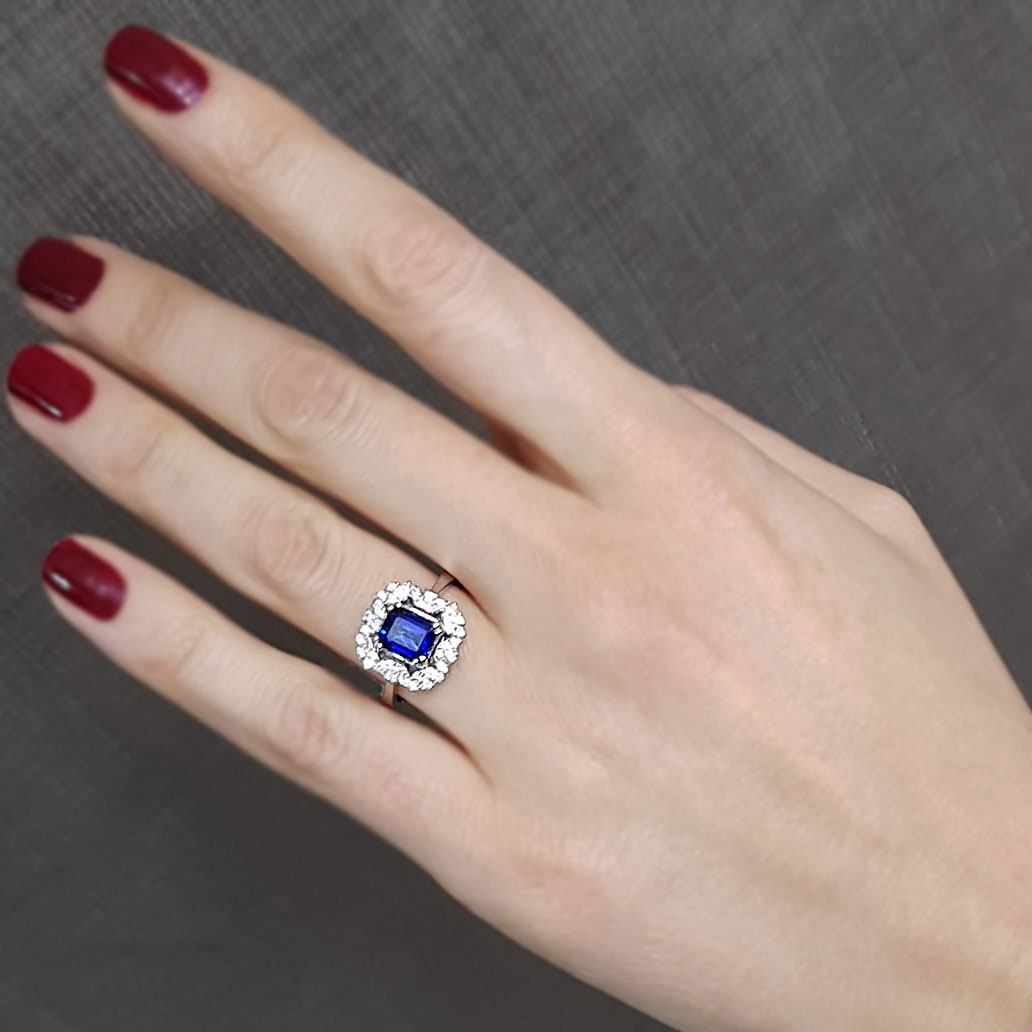 7.31 Karat Pırlanta Safir Yüzük