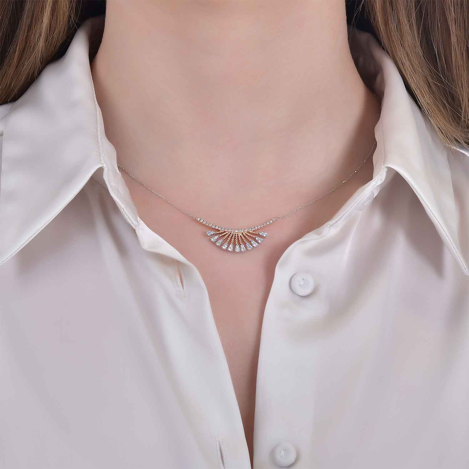 0.56 Karat Pırlanta Trend Kolye 