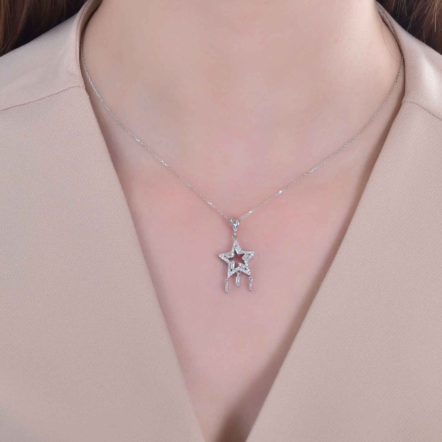 0.37 Karat Pırlanta Yıldız Kolye 