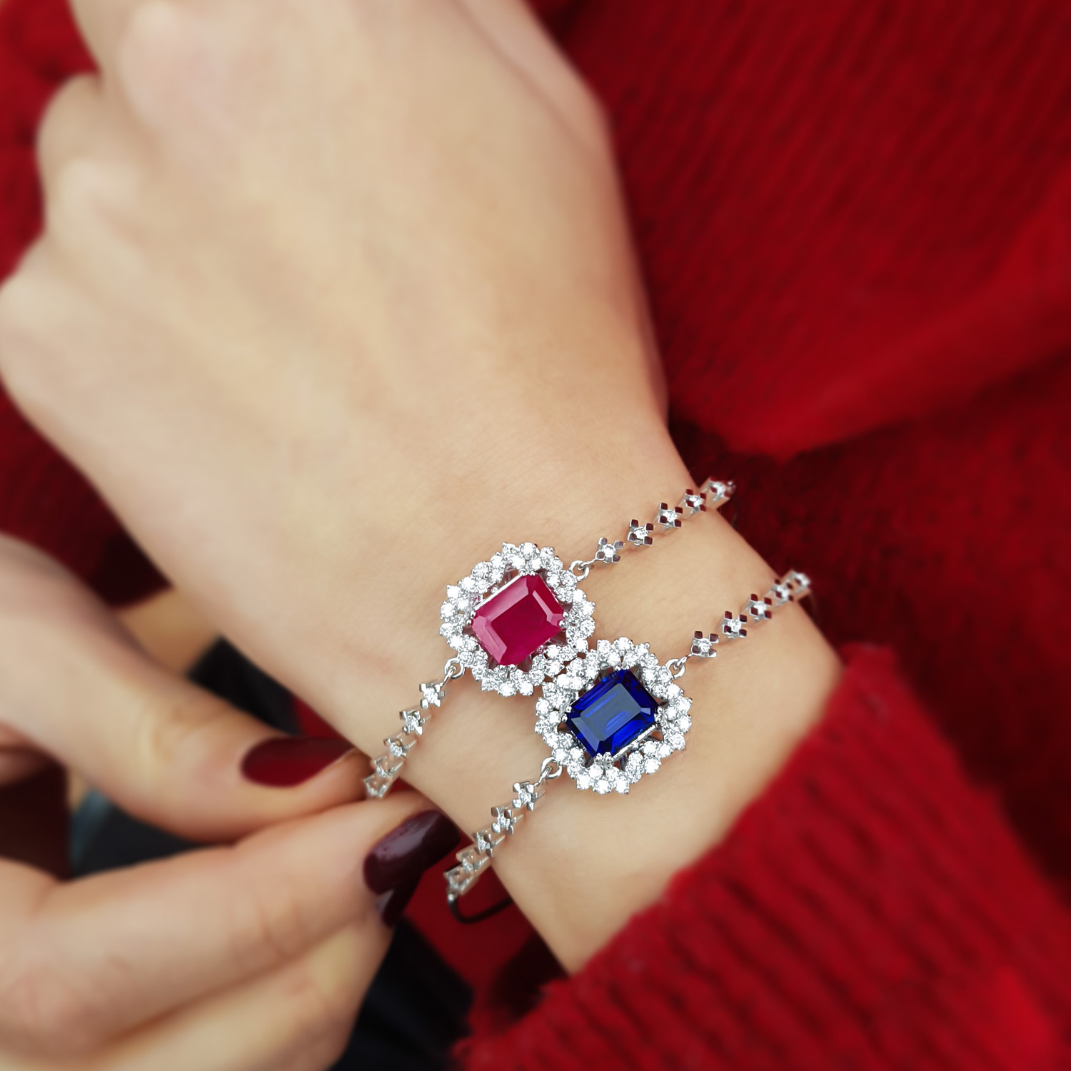 3.96 Karat Pırlantalı Yakut Bileklik